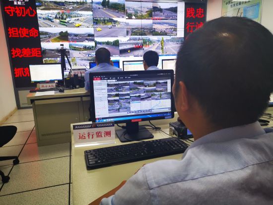 重庆交巡警使用RFID技术保障交通勤务工作